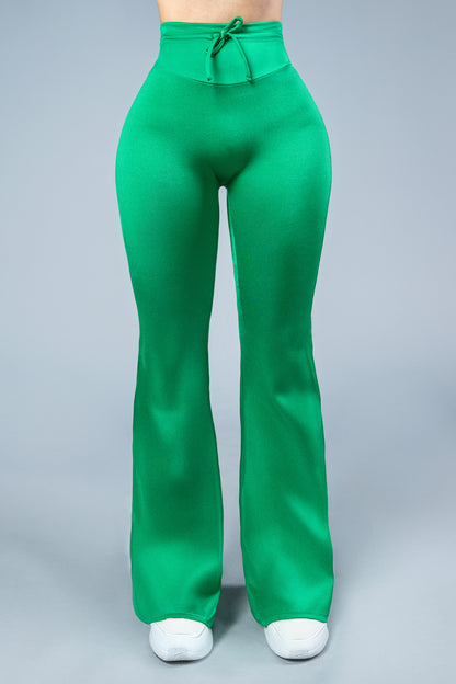 Yoga Leggins ShapePRO Denisse Campana Verde Satinado